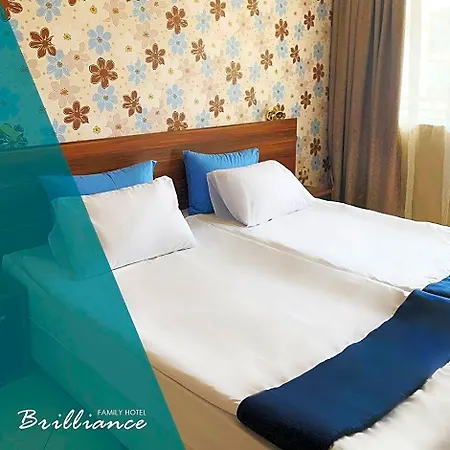 Hotel Brilliance Warna